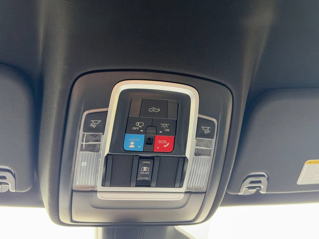 Used 2025 RAM 1500 Big Horn AWD/4WD image 65