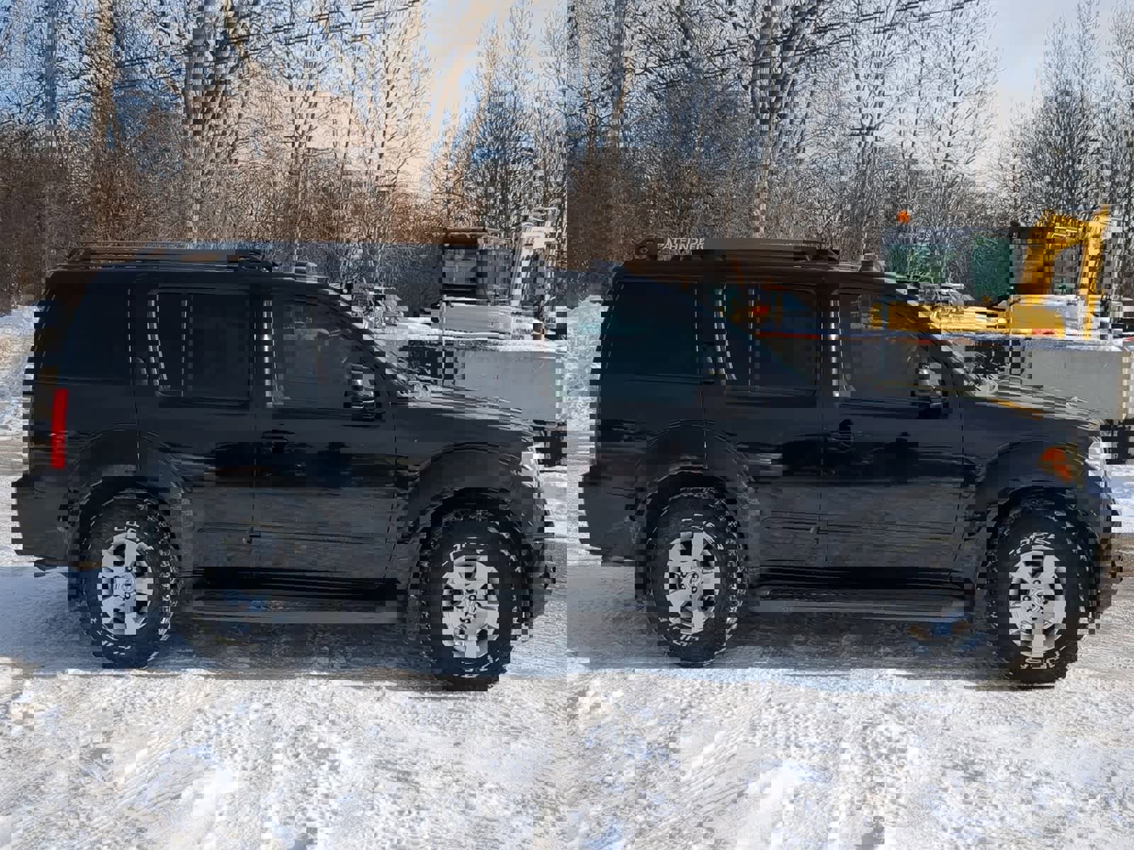 Used 2007 Nissan Pathfinder SE w/ SE Premium Pkg image 15