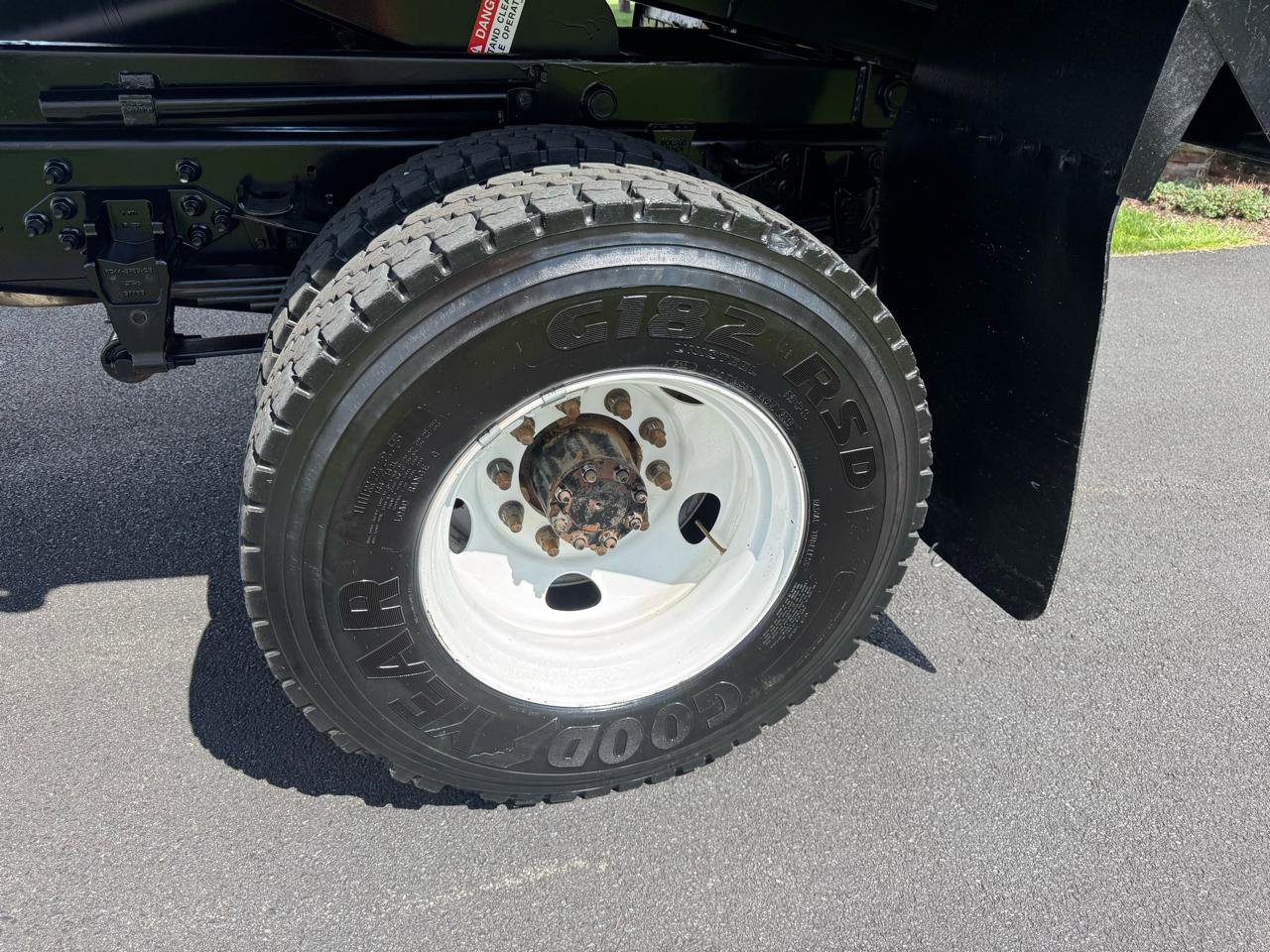 Used 2016 Ford F650 2WD Regular Cab Super Duty image 27