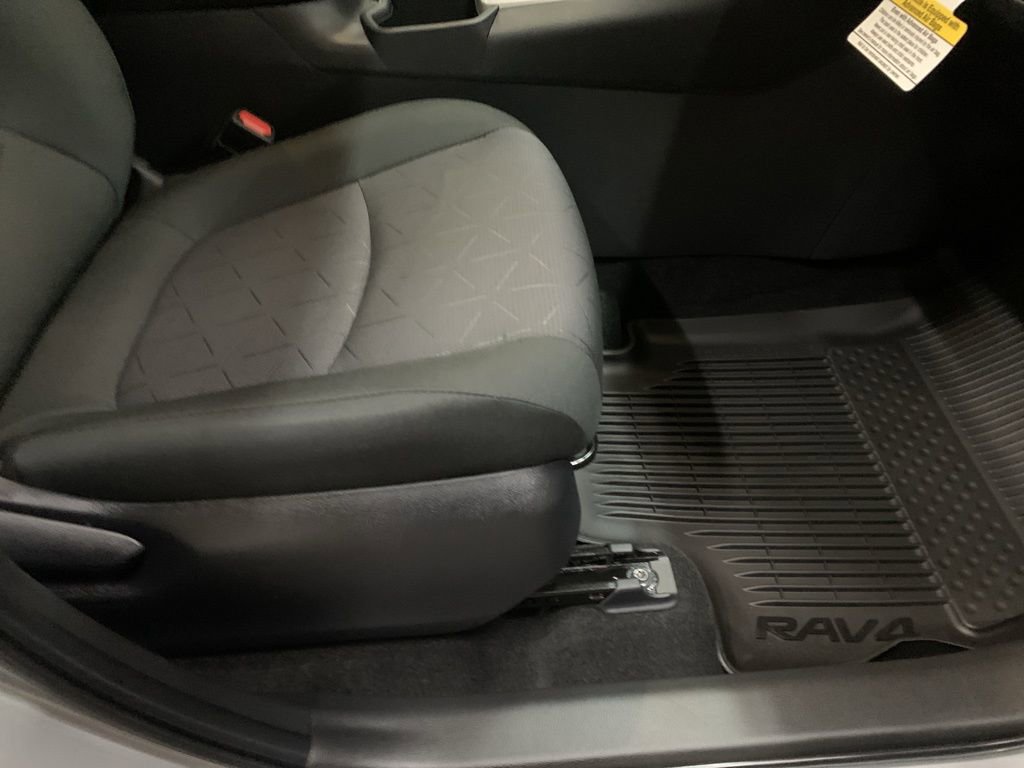 New 2025 Toyota RAV4 XLE image 17