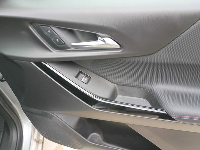 Used 2025 Chevrolet Equinox RS w/ Safety and Technology Package AWD/4WD image 11