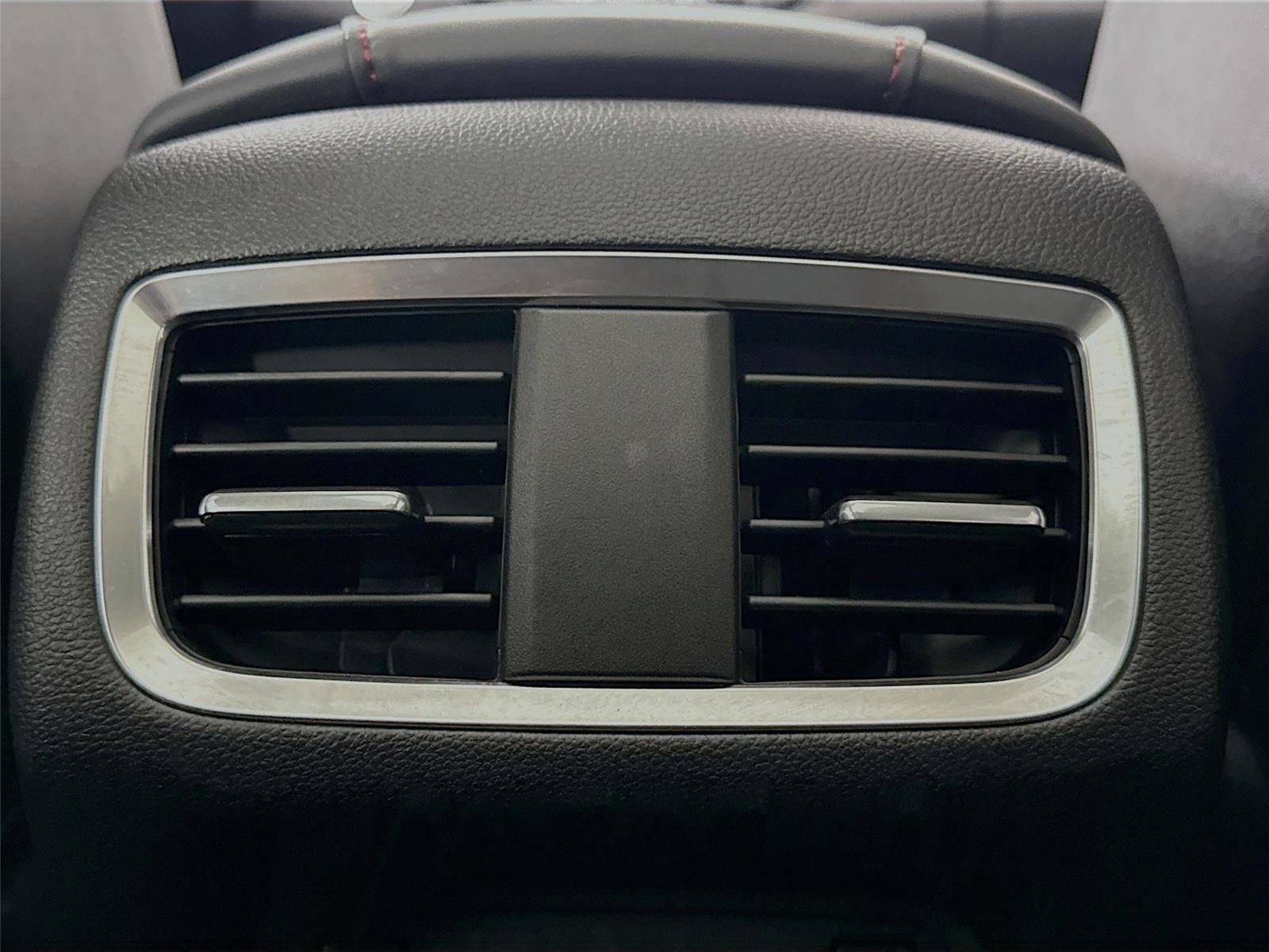 Used 2022 Acura RDX AWD image 39