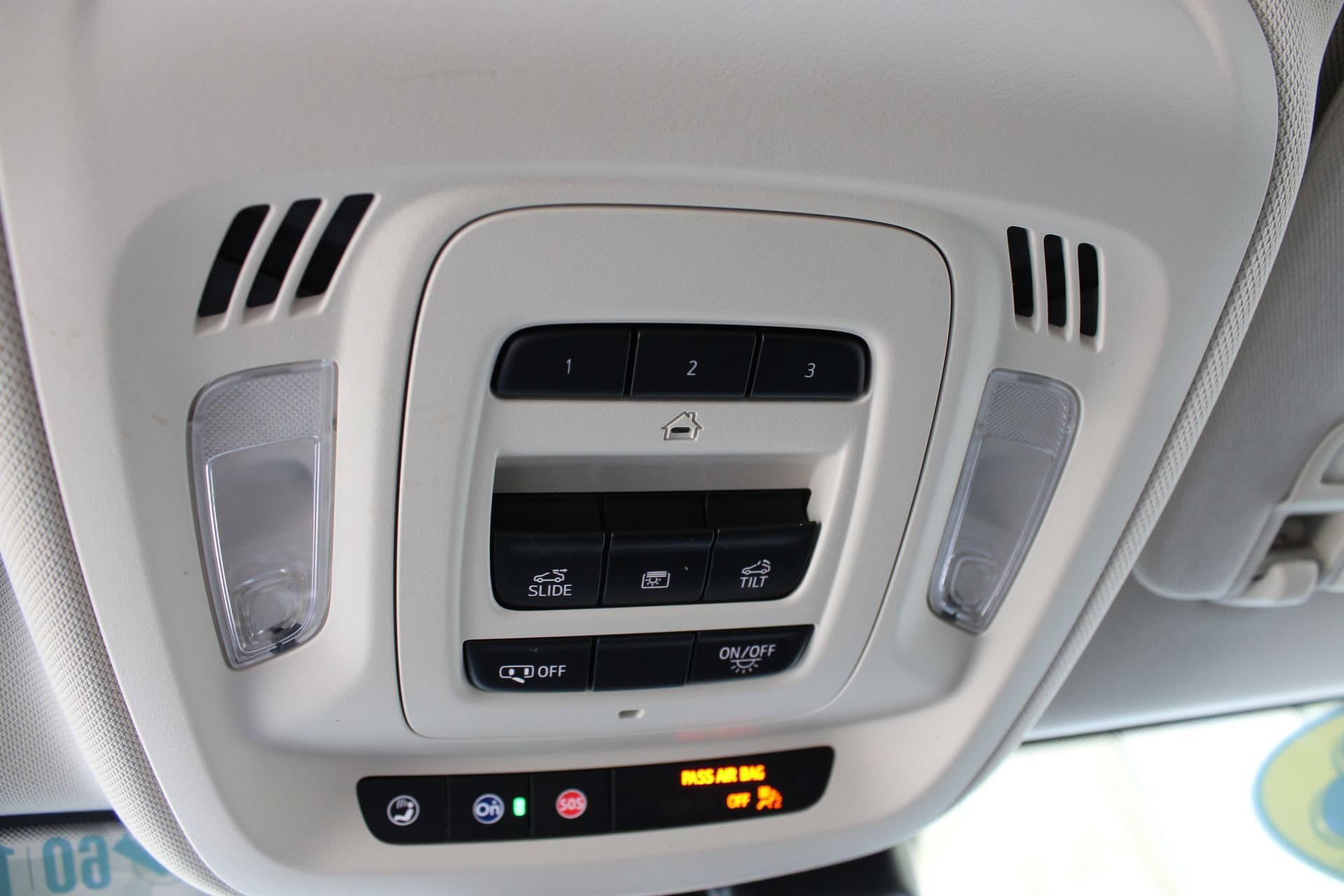 Used 2023 Buick Envision Avenir FWD image 42