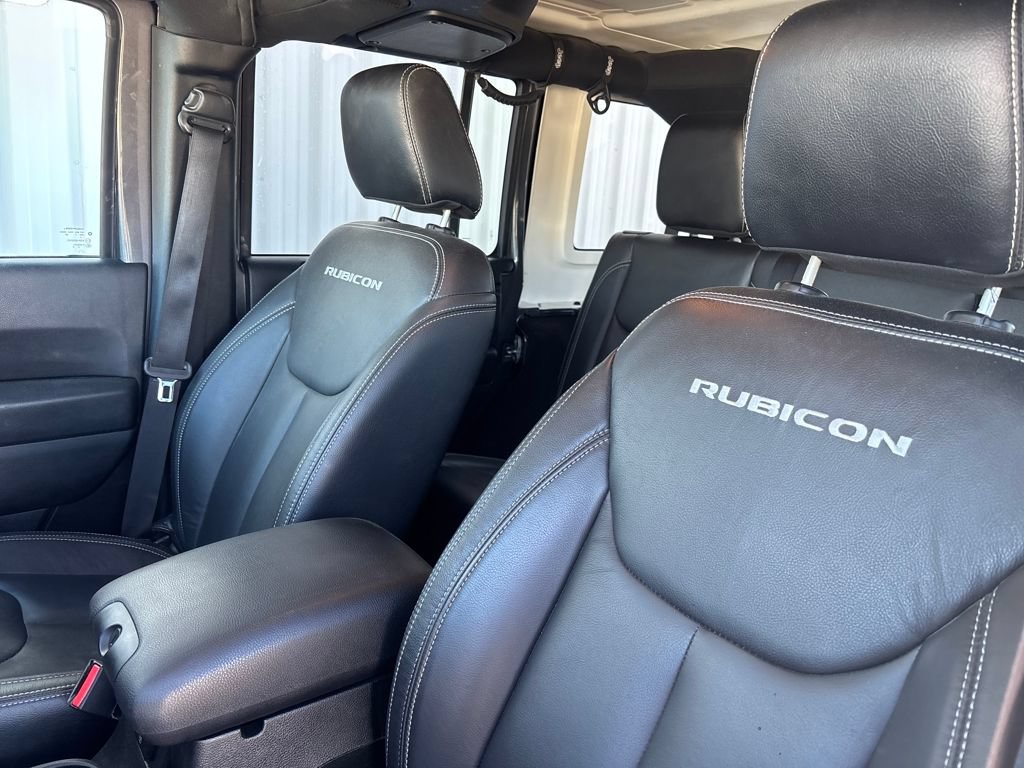Used 2017 Jeep Wrangler Unlimited Rubicon w/ Max Tow Package AWD/4WD image 22