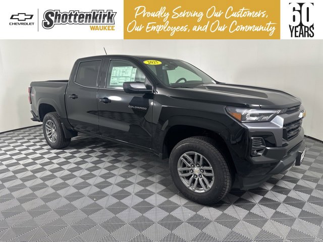 New 2025 Chevrolet Colorado LT w/ LT Convenience Package