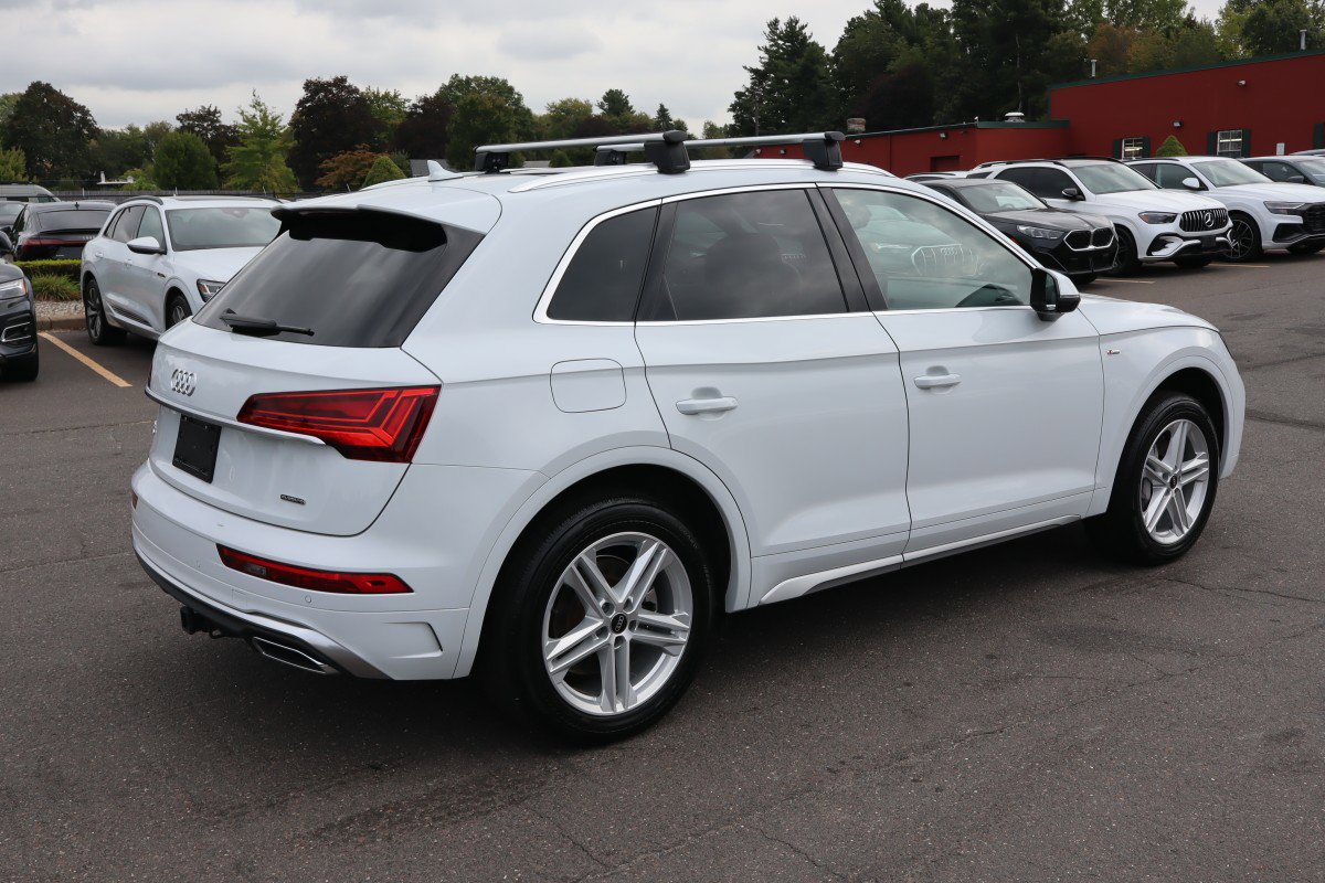 Used 2022 Audi Q5 e Premium Plus w/ Premium Plus Package image 5