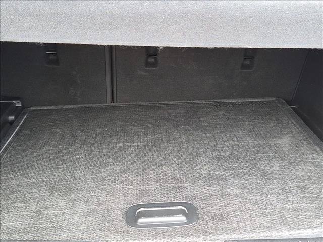 Used 2024 Chevrolet Trax RS w/ Sunroof Package FWD image 6