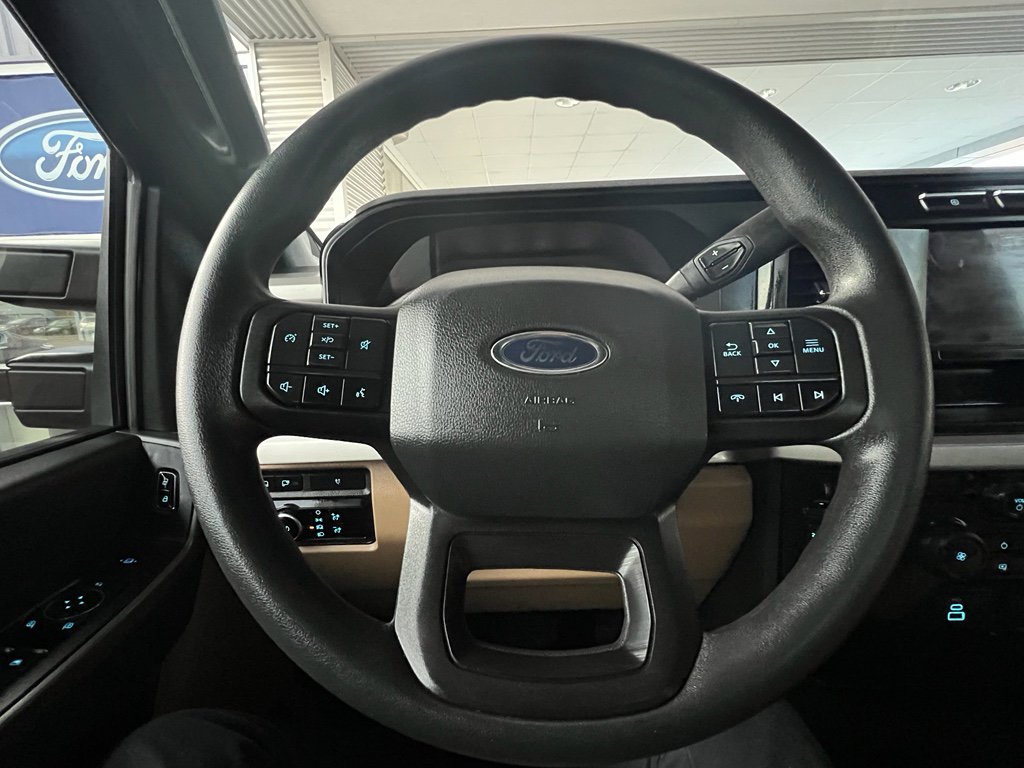 Used 2024 Ford F450 XLT image 21