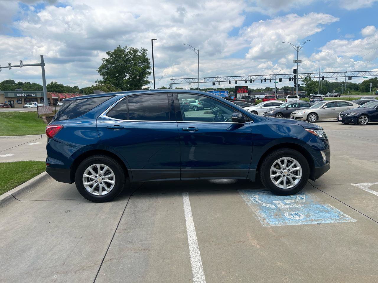 Used 2019 Chevrolet Equinox LT AWD/4WD image 5