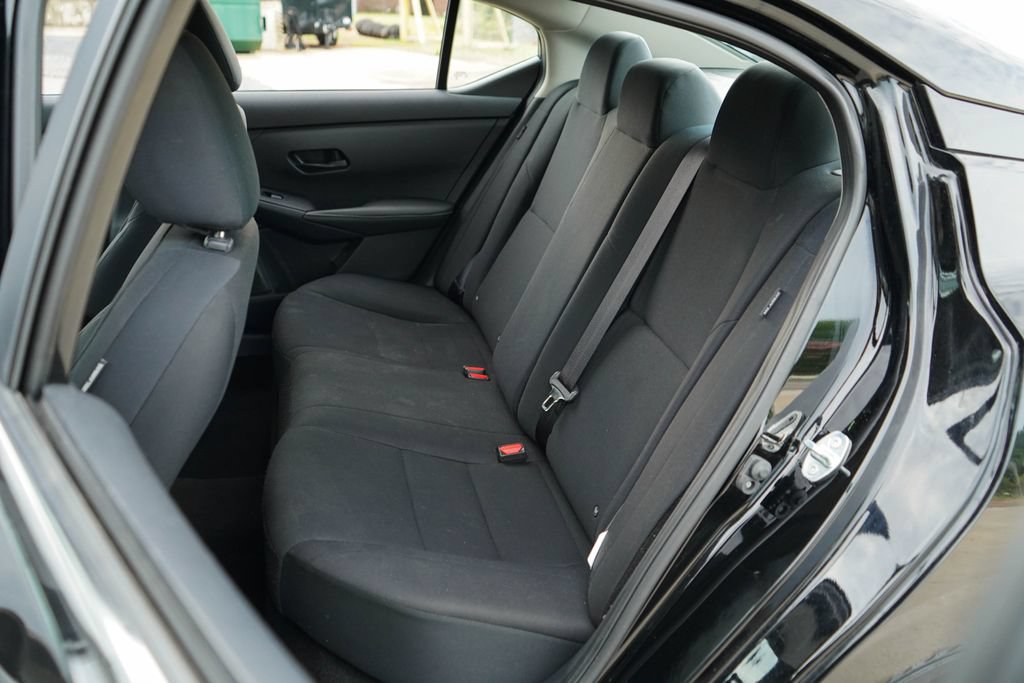 Used 2024 Nissan Sentra S FWD image 9