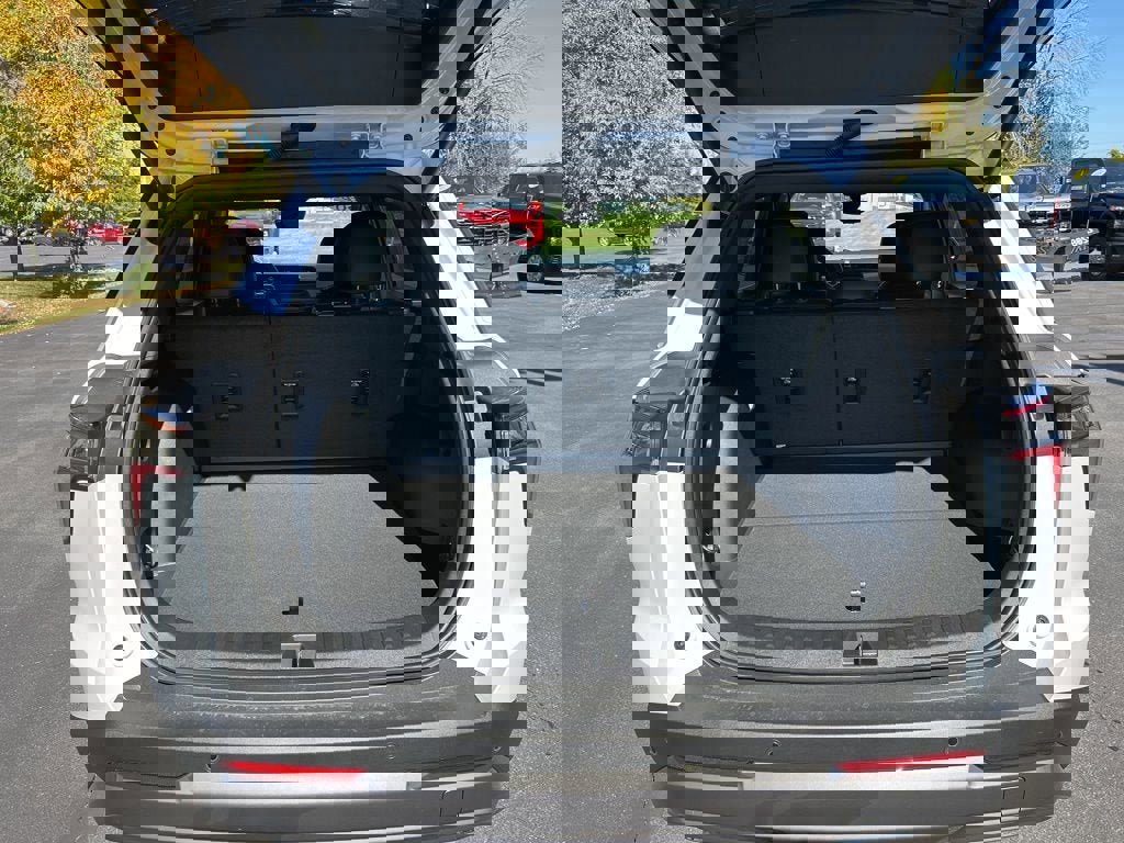New 2026 Chevrolet Equinox ACTIV w/ Convenience Package III image 30