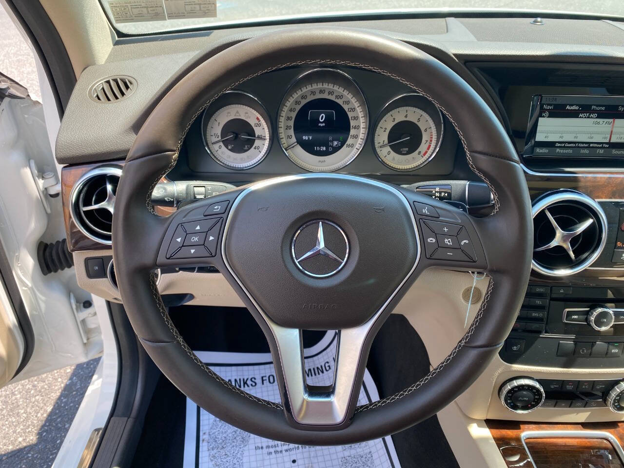Used 2015 Mercedes-Benz GLK 350 4MATIC image 13