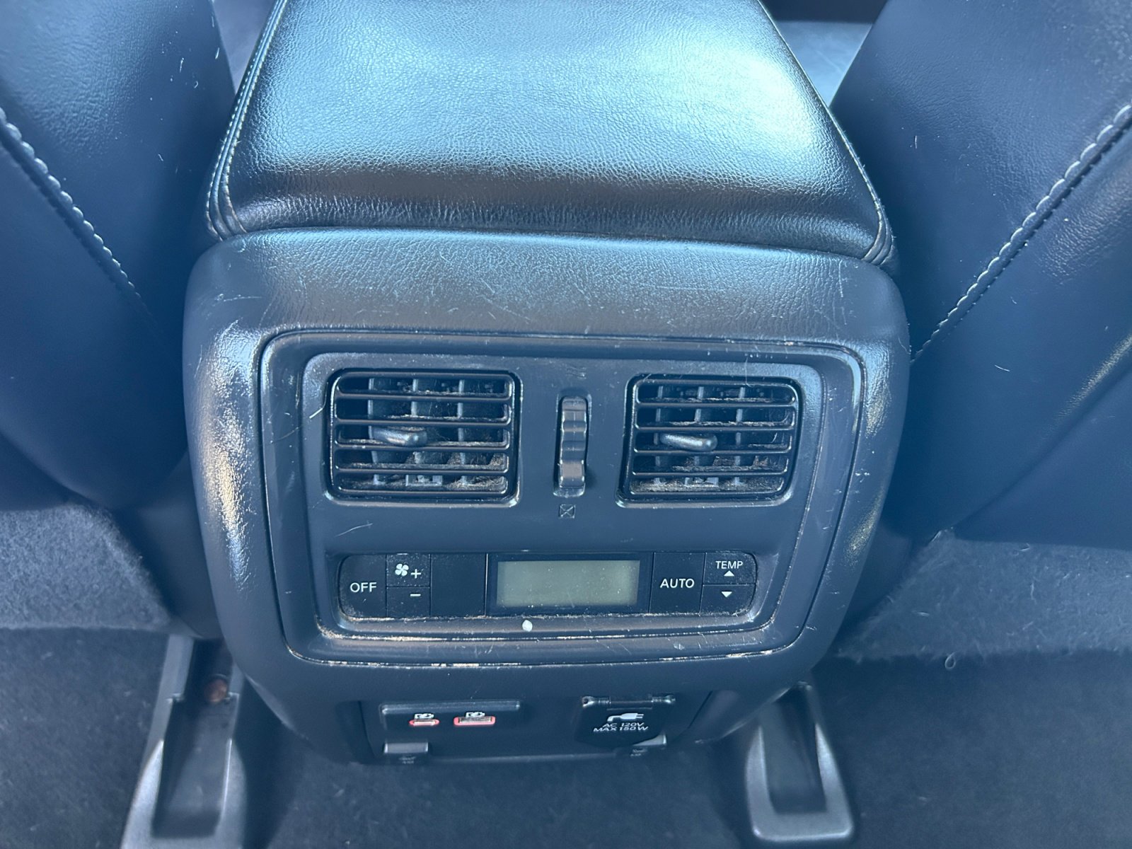 Used 2020 Nissan Pathfinder Platinum AWD/4WD image 30