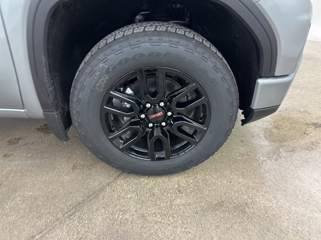 New 2026 GMC Sierra 1500 Elevation image 13