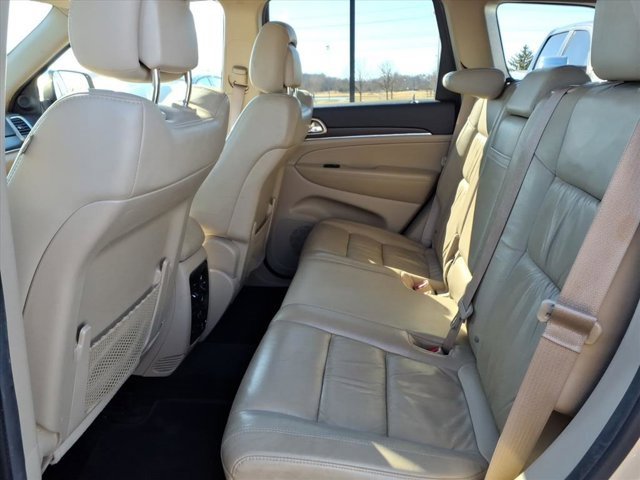 Used 2014 Jeep Grand Cherokee Limited w/ Trailer Tow Group IV image 28