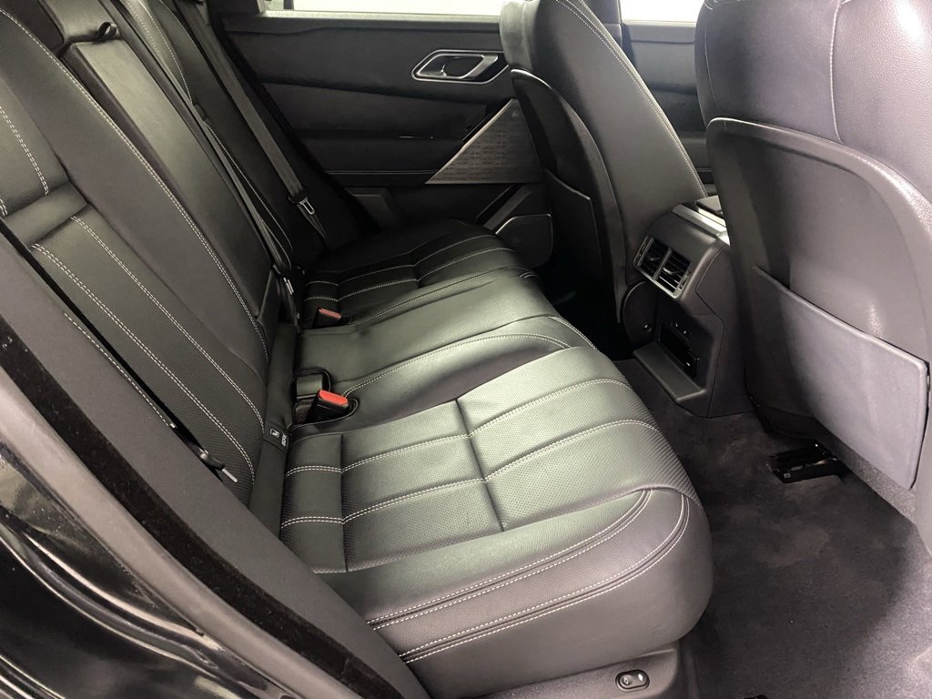 Used 2022 Land Rover Range Rover Velar R-Dynamic S image 26