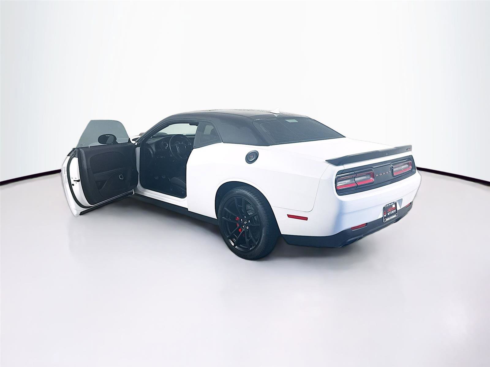 Used 2023 Dodge Challenger R/T w/ Shaker Package image 30