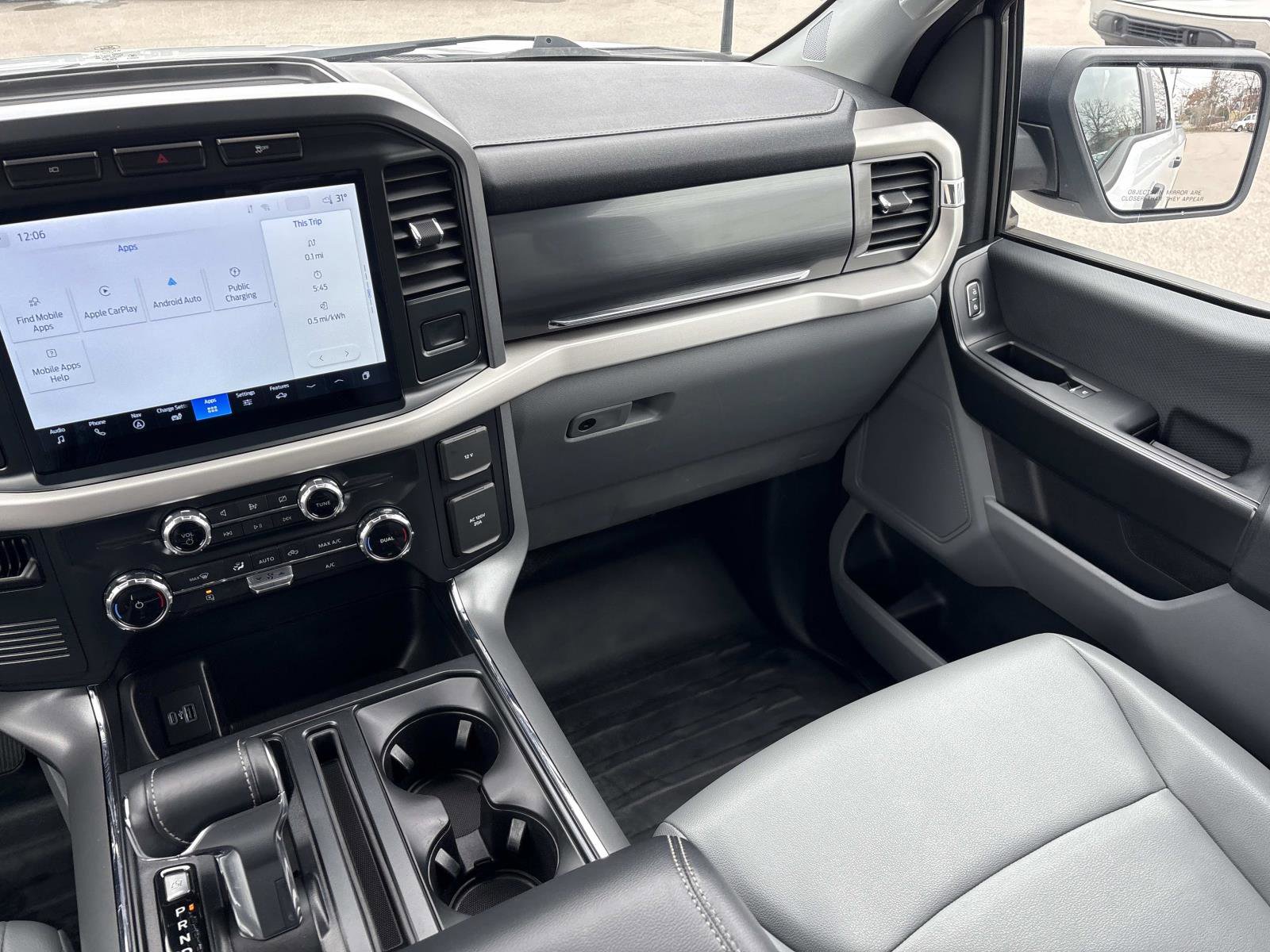 Used 2022 Ford F150 Lightning Pro image 27