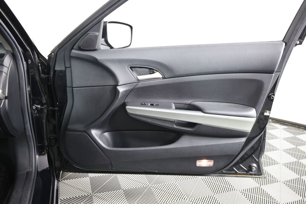 Used 2010 Honda Accord EX image 25
