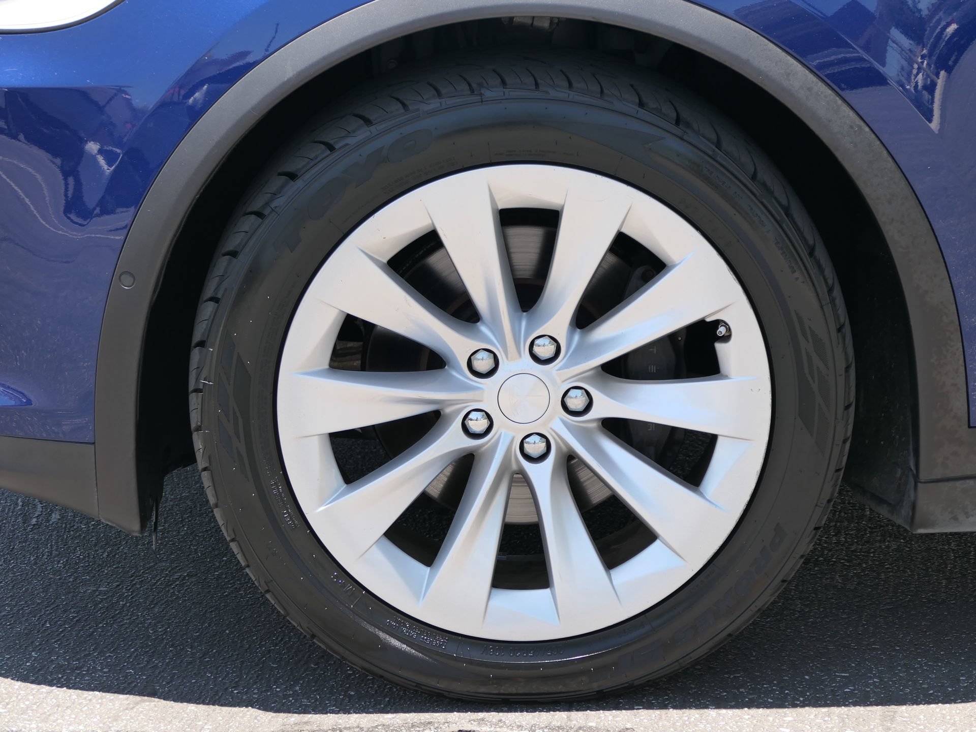 Used 2016 Tesla Model X 90D AWD/4WD image 10