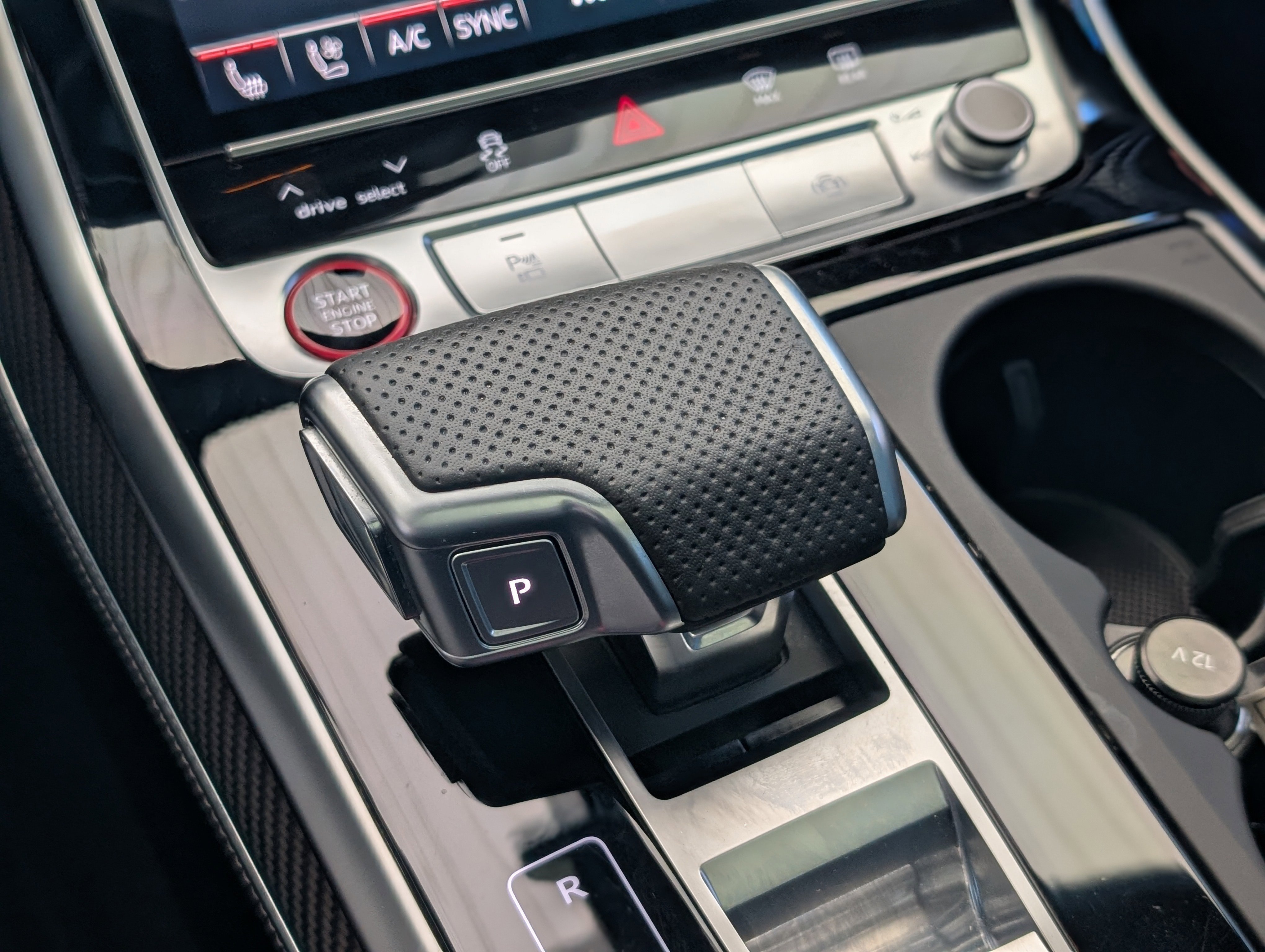 Used 2025 Audi SQ7 Premium Plus w/ Executive Package image 33