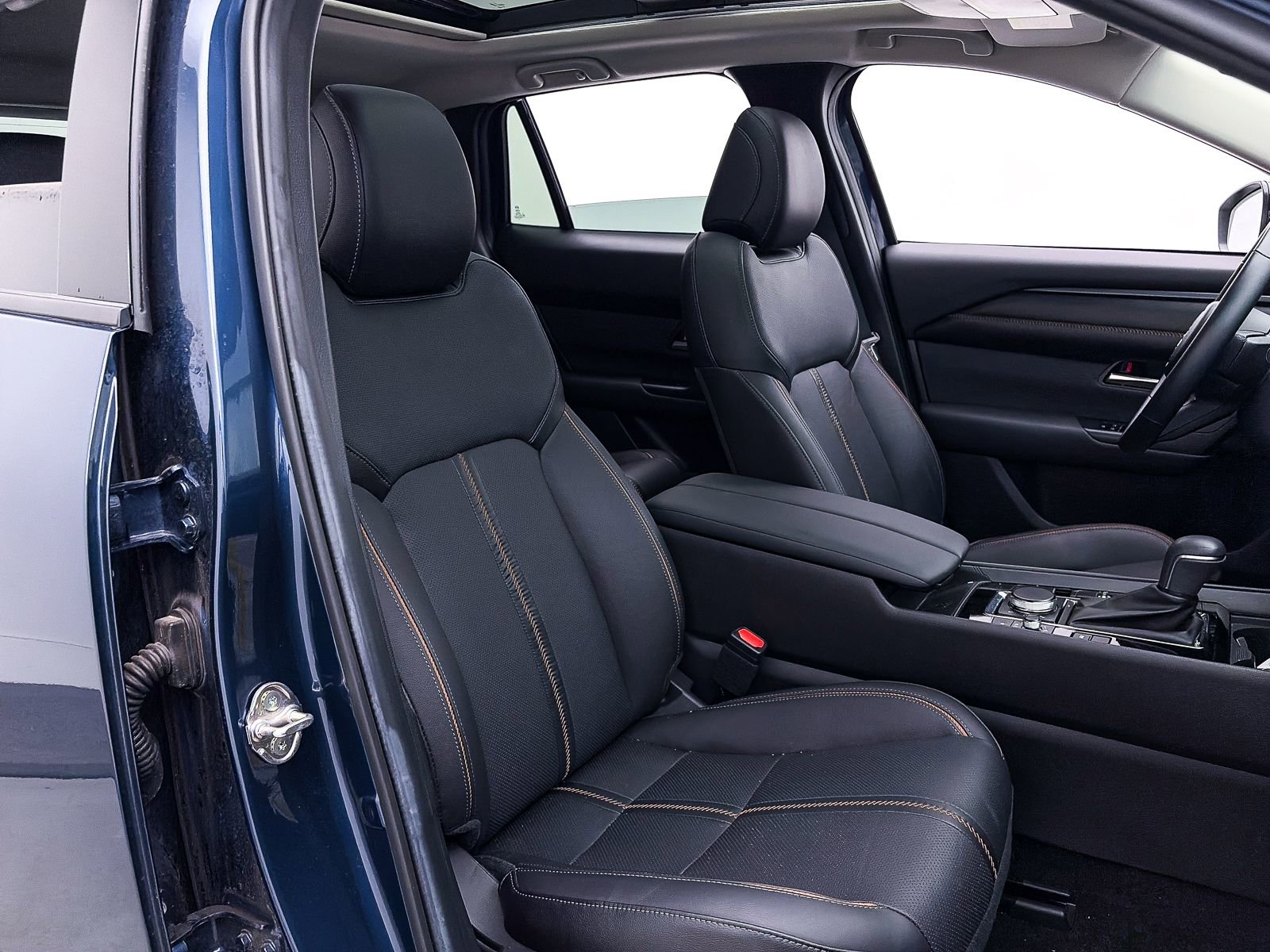 Used 2025 MAZDA CX-50 2.5 Hybrid w/ Weather Package image 37