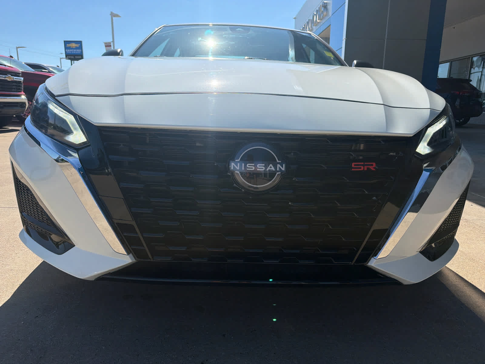 Used 2025 Nissan Altima 2.5 SV FWD image 11