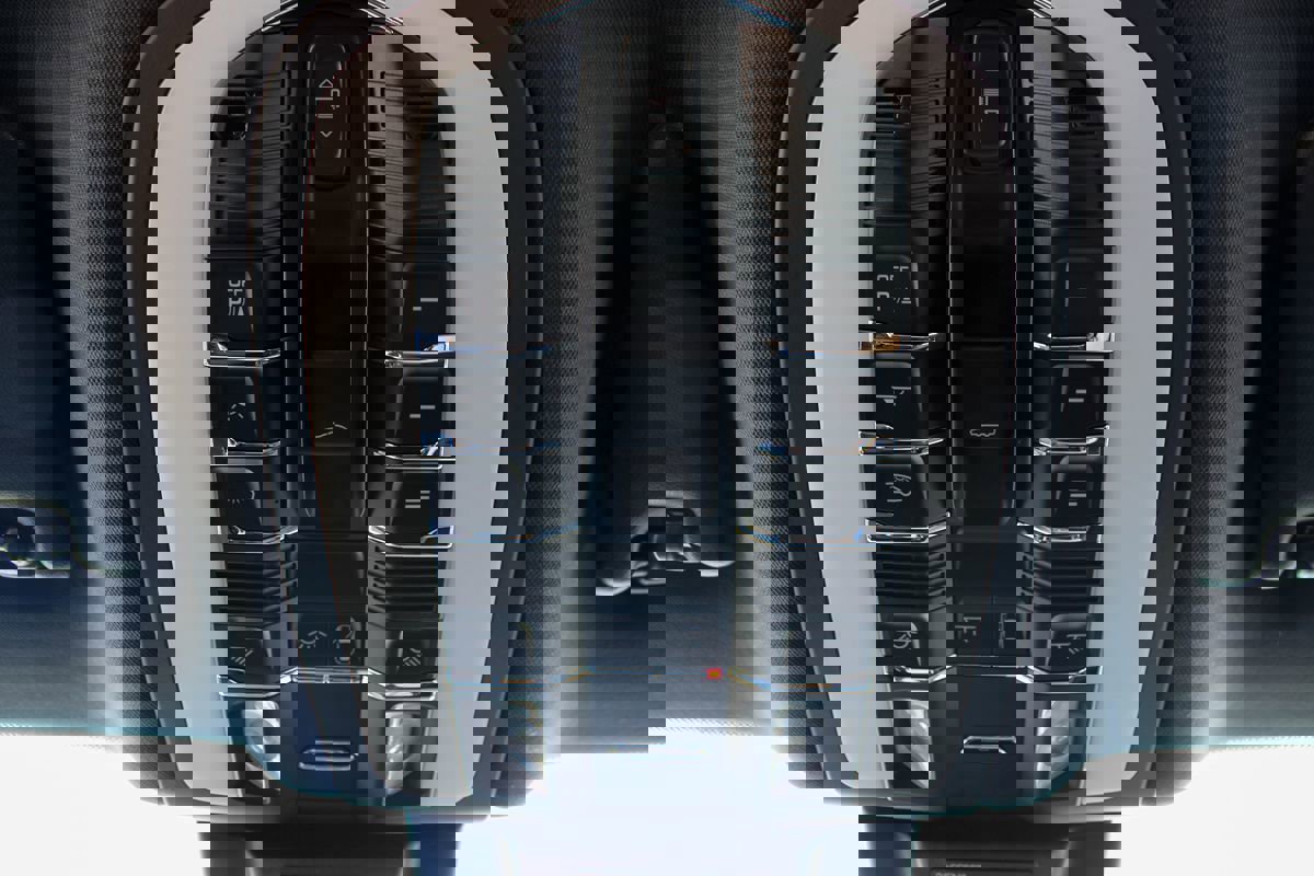 Used 2020 Porsche Macan image 50