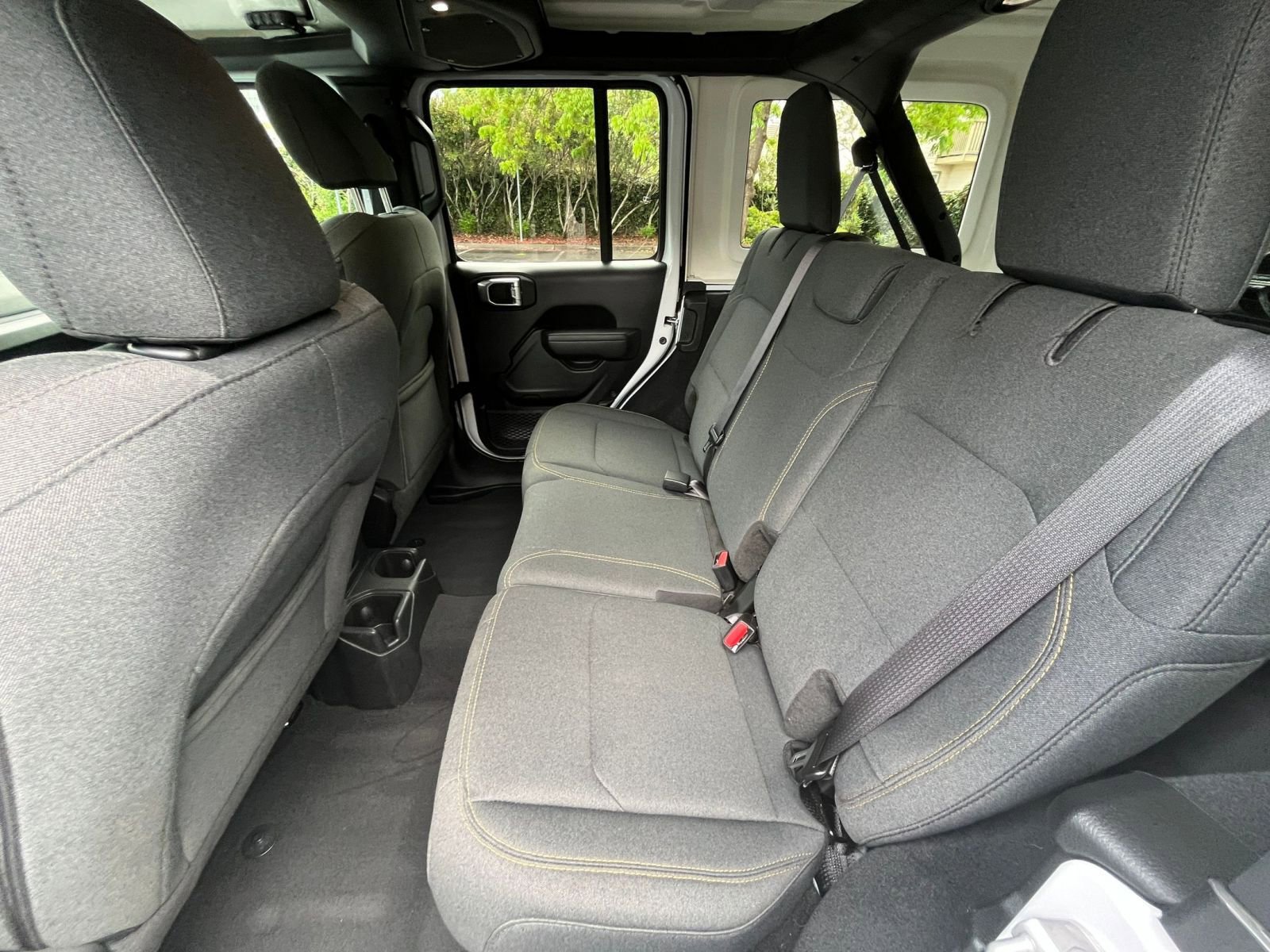 Used 2025 Jeep Wrangler Sport S image 24