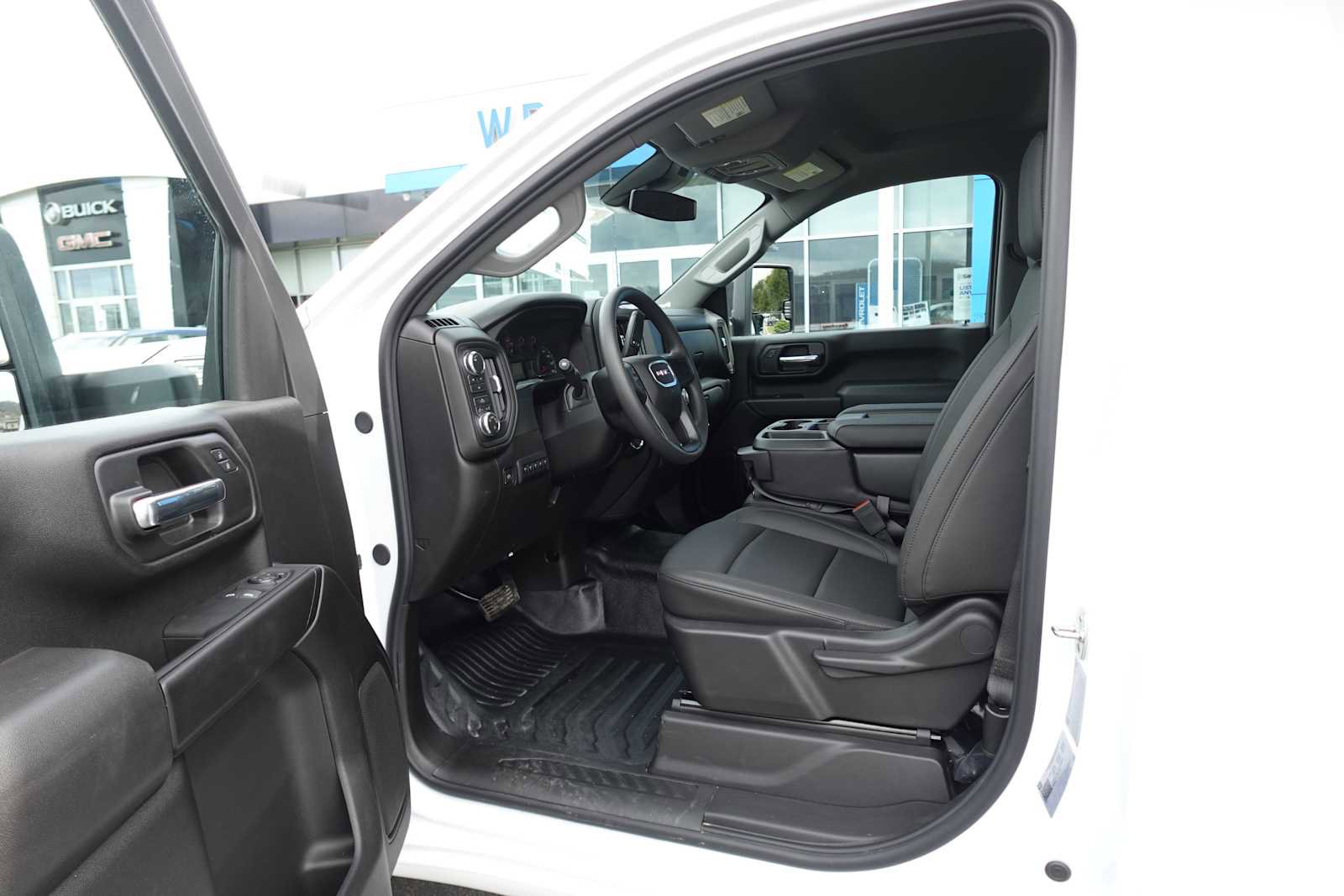 New 2026 GMC Sierra 3500 Pro w/ Convenience Package AWD/4WD image 15