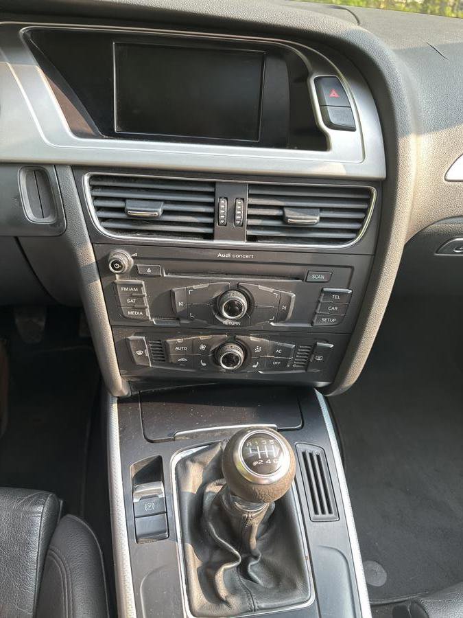 Used 2009 Audi A4 2.0T Premium image 13