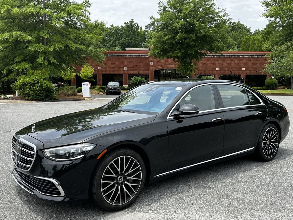 Certified 2025 Mercedes-Benz S 580 4MATIC Sedan image 4