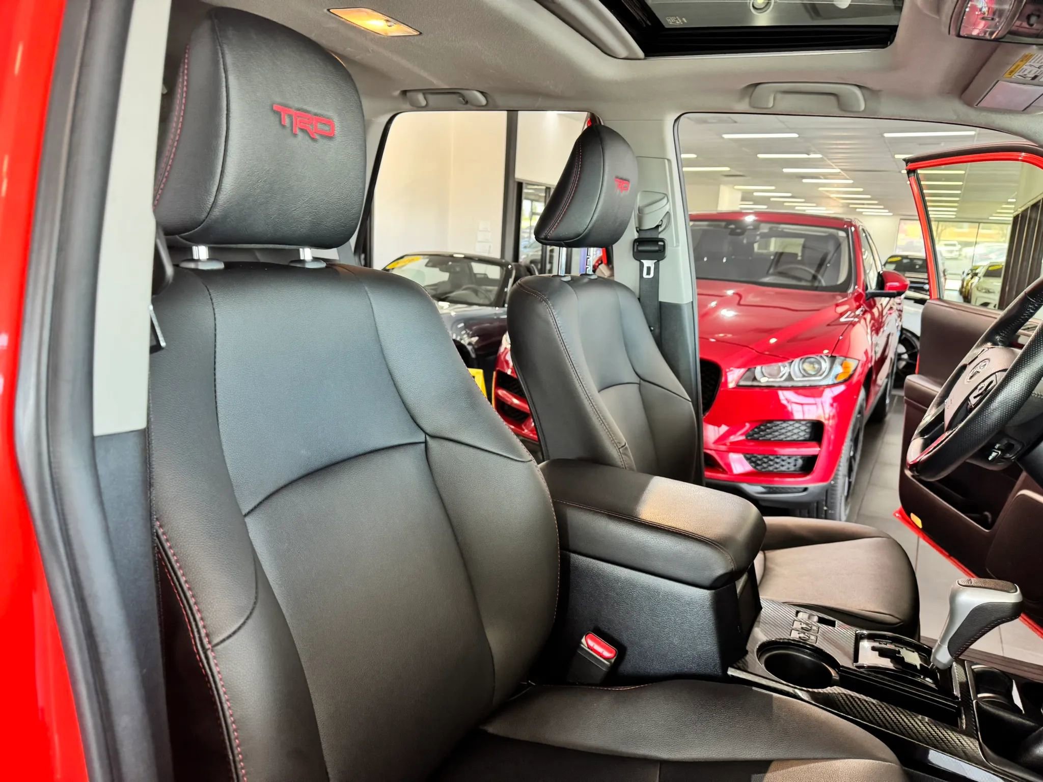 Used 2024 Toyota 4Runner TRD Off-Road Premium w/ Moonroof Package AWD/4WD image 14
