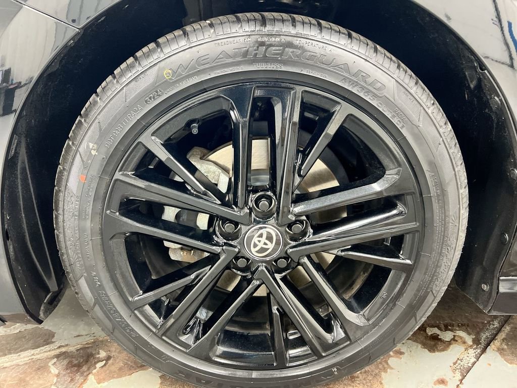 Used 2025 Toyota Camry SE FWD image 27