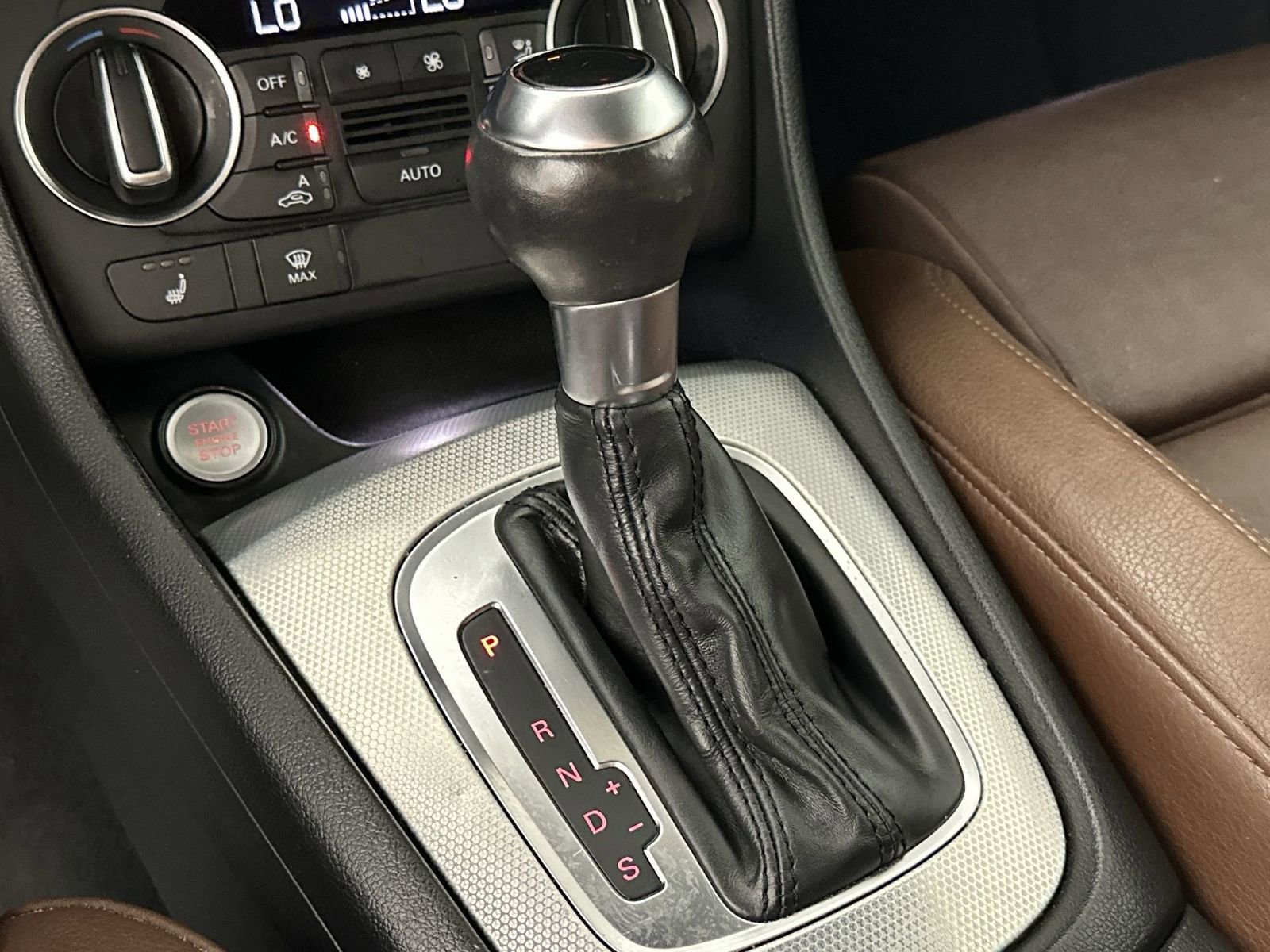 Used 2018 Audi Q3 2.0T Premium w/ Convenience Package image 24