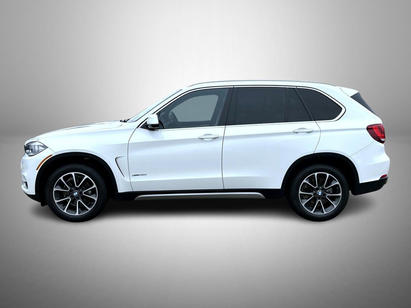 Used 2017 BMW X5 xDrive35i image 8
