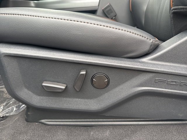 New 2025 Ford F250 Lariat w/ Chrome Package image 11