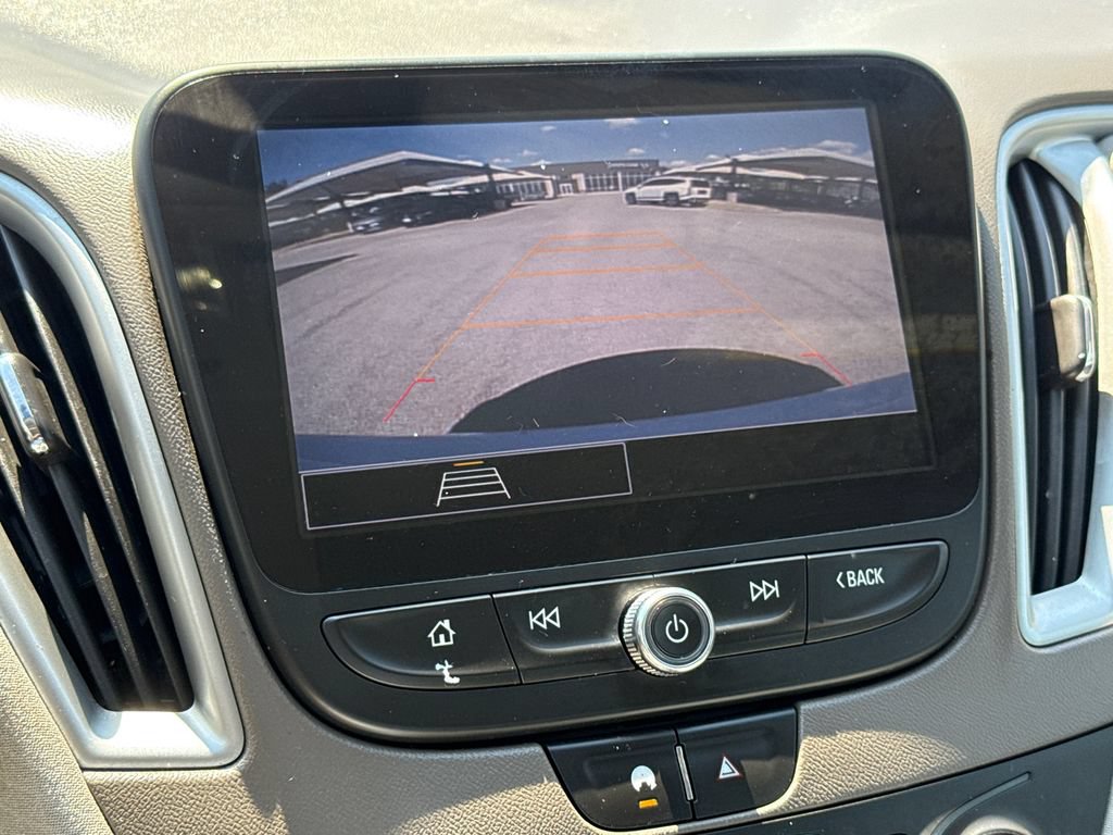 Used 2022 Chevrolet Malibu LS FWD image 23