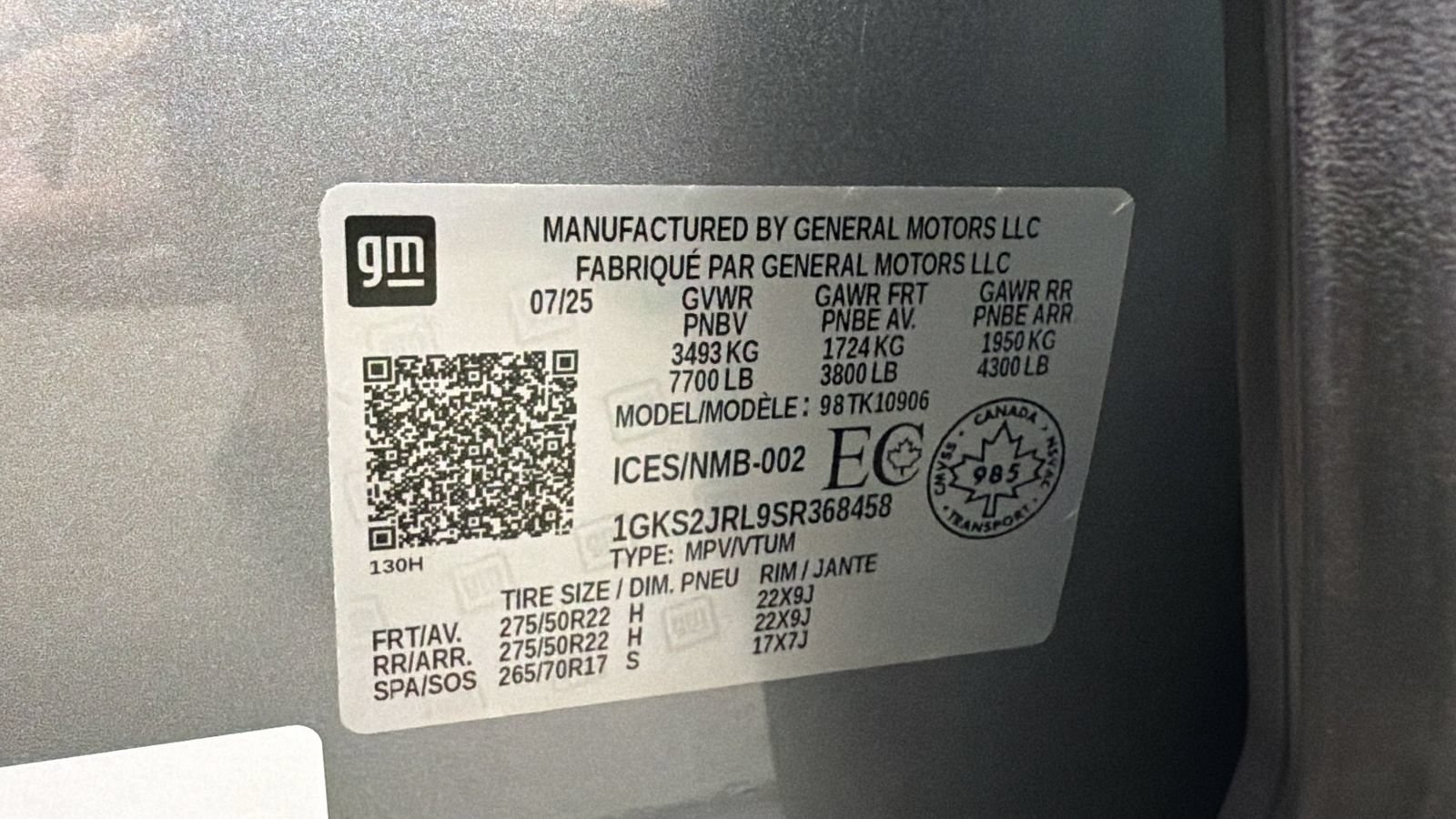 Used 2025 GMC Yukon XL Denali w/ Sun & Power Step Package AWD/4WD image 40