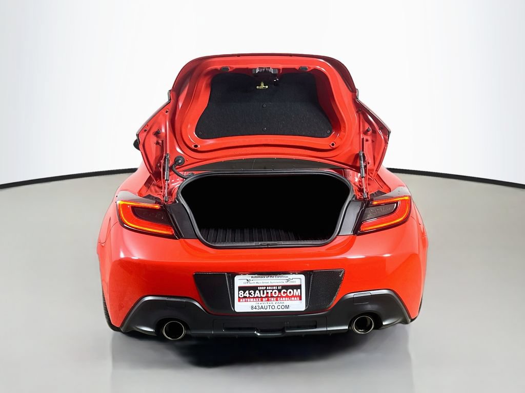Used 2023 Toyota GR86 Premium w/ ALL Weather Mat Package (TMS) RWD image 33