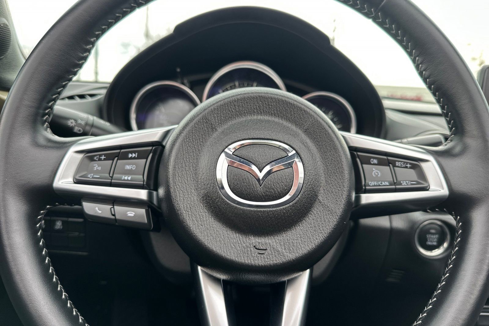 Used 2023 MAZDA MX-5 Miata Club w/ Weather Package image 18