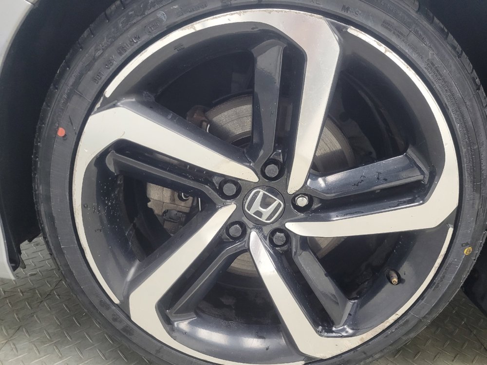 Used 2018 Honda Accord Sport image 31