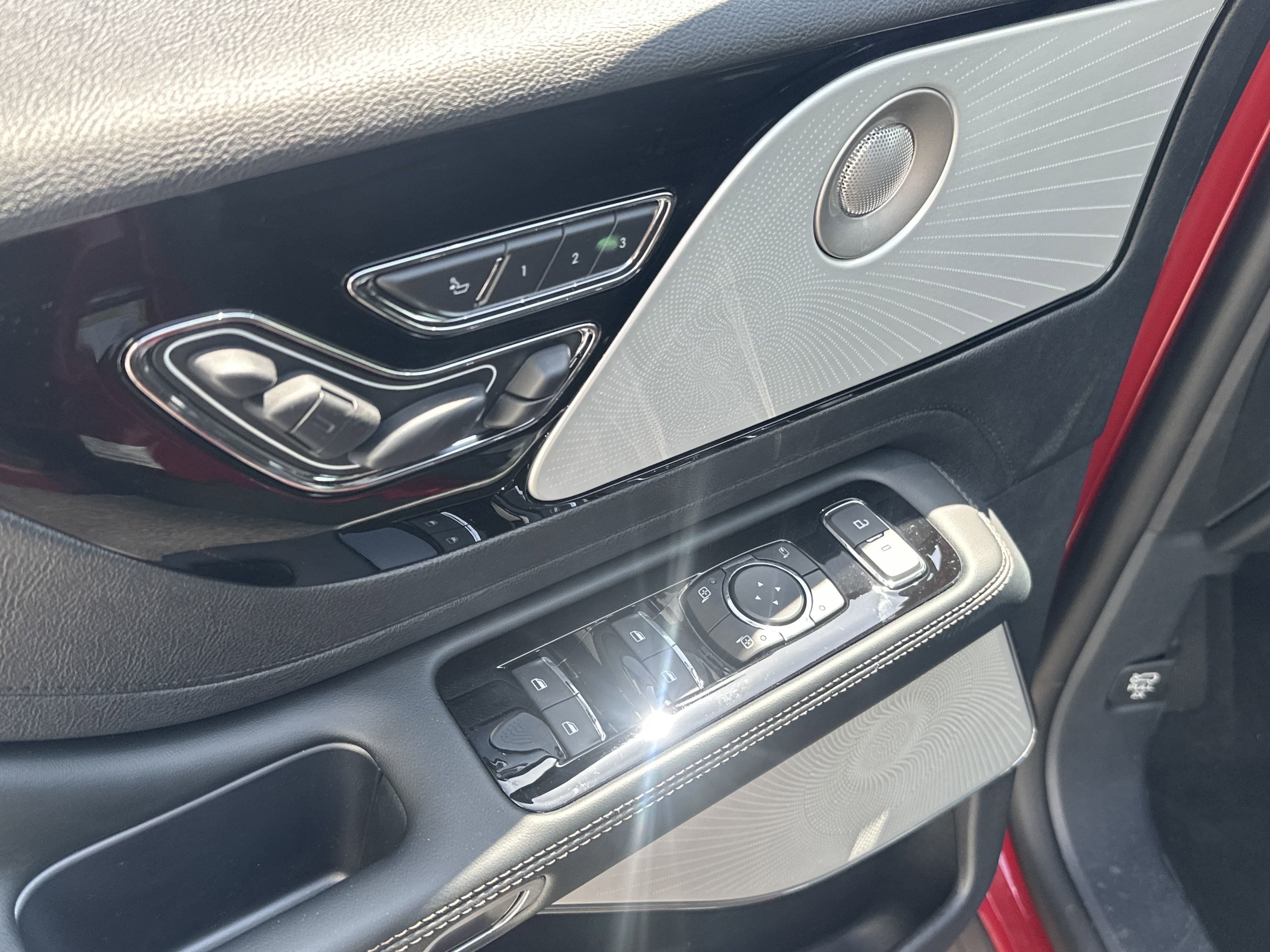 New 2025 Lincoln Aviator Reserve w/ Equipment Group 201A image 15