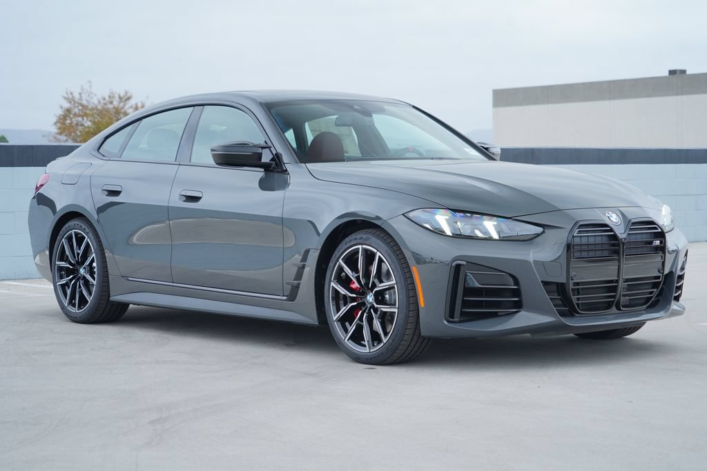 New 2027 BMW M440i w/ Premium Package RWD image 3
