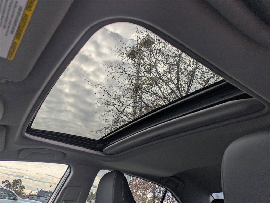 Used 2024 Toyota Camry SE image 22