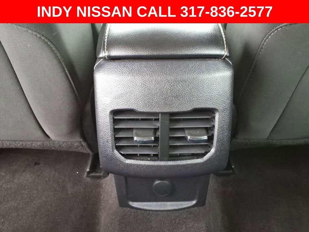 Used 2020 Ford Fusion SE image 21