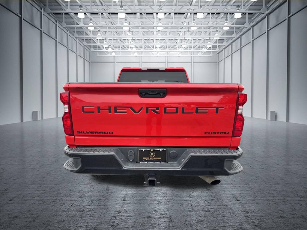 Used 2022 Chevrolet Silverado 2500 Custom w/ Custom Value Package AWD/4WD image 5