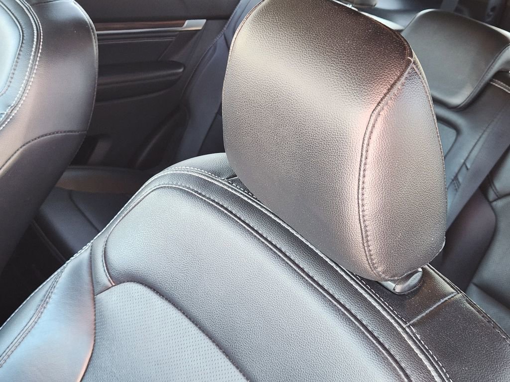 Certified 2019 Ford Explorer Limited w/ Class III Trailer Tow Package image 14