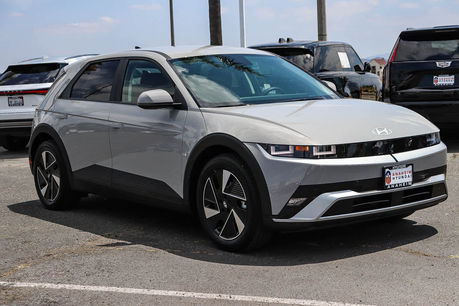 New 2026 Hyundai Ioniq 5 SE RWD image 3