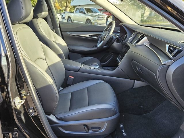 Used 2024 INFINITI QX50 Luxe image 15